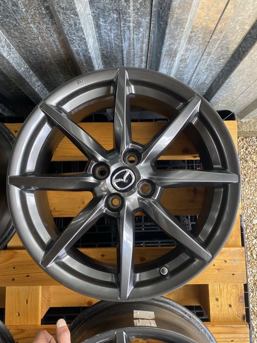17 цола 4 х 100 мм Мазда , Mazda 2 ,  MX - 5  , Хюндай , Hyndai