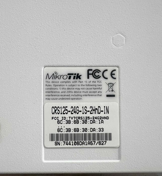 Switch MikroTik CRS125-24G-1S-2HND-IN