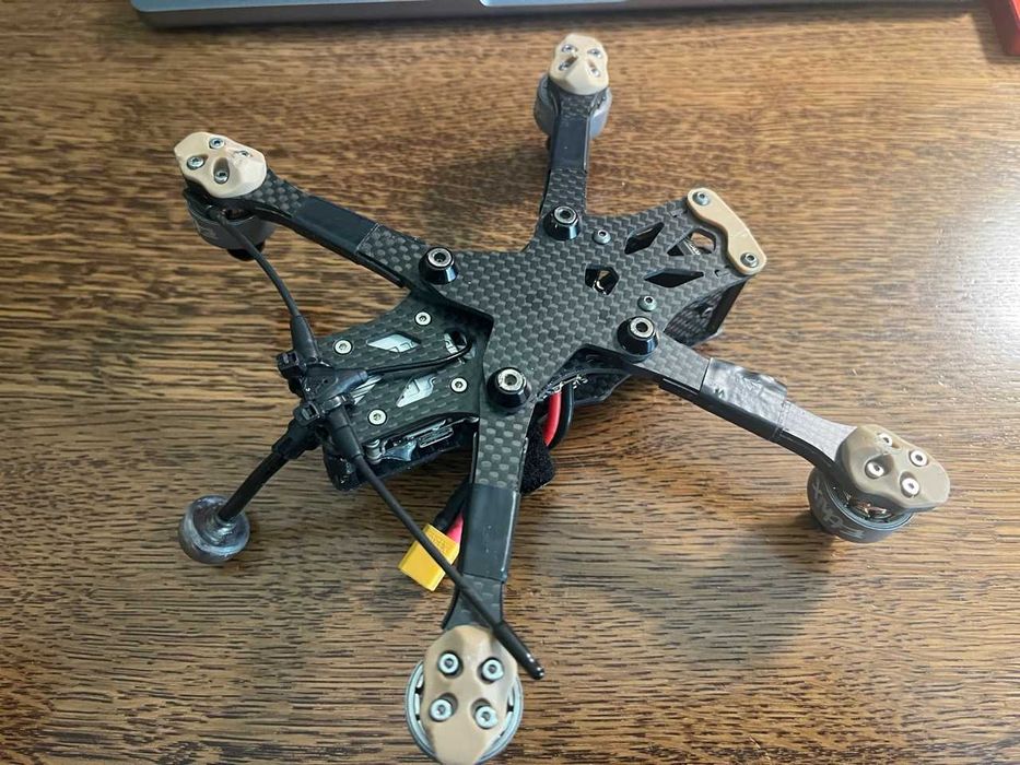 Drona fpv apex 4" dji Caddx Vista