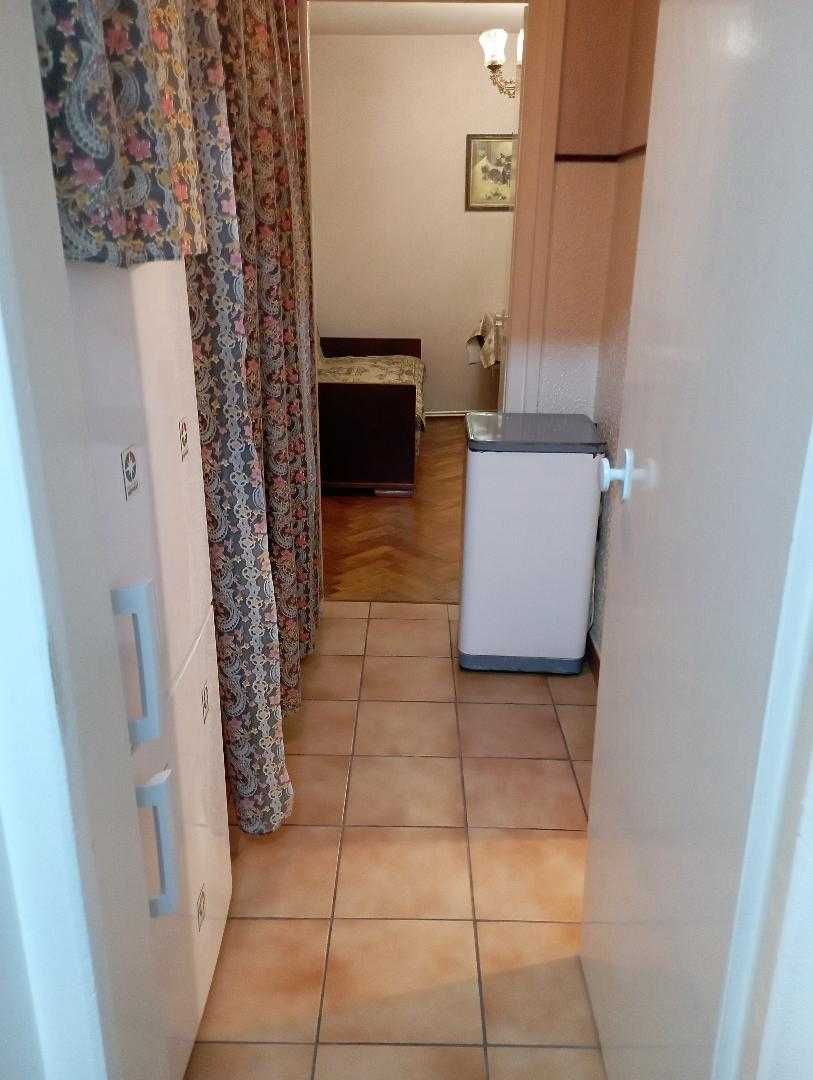 apartament cu  3 camere in circuit zona  Gojdu bloc de caramida