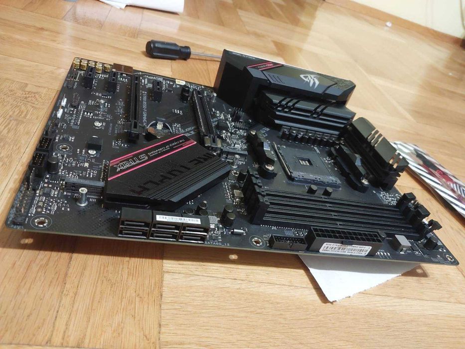 Asus ROG StriX B550-F Gaming Wi-Fi II