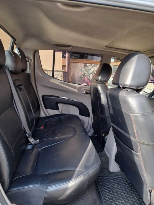 Пикап Mitsubishi L 200