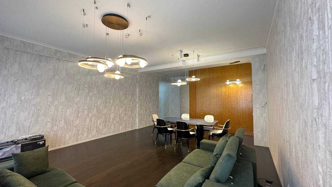 Аренда  Ц -6 ж/к Казакистан 150м2 Премиум класс