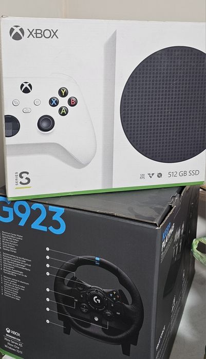 Xbox Series S Logitech G923