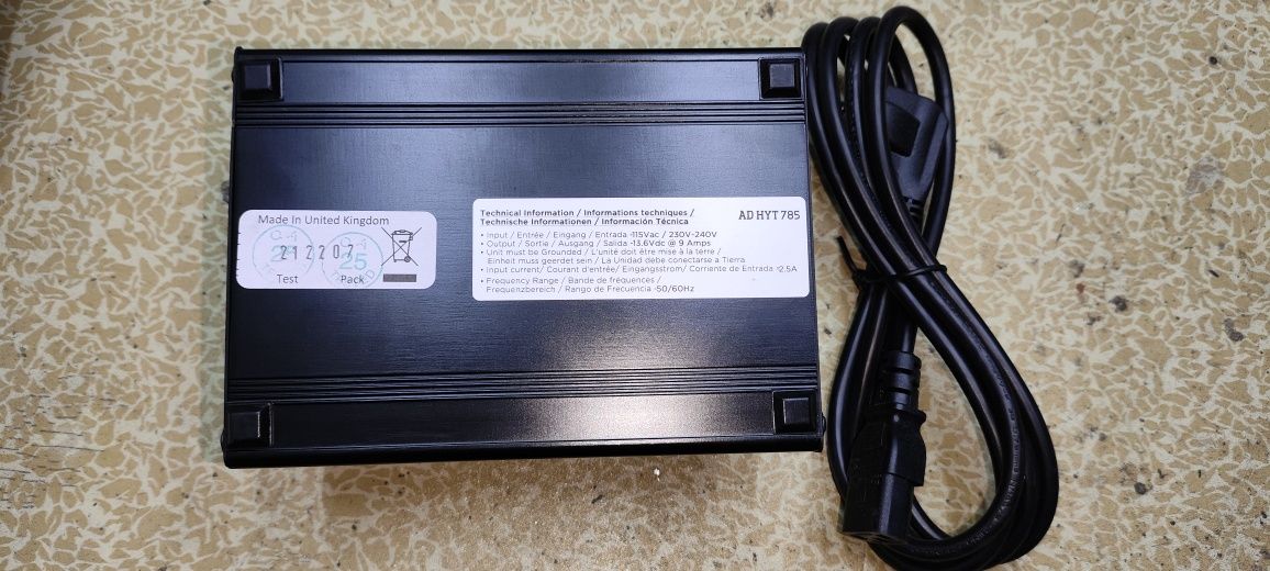 UPS на 12V/9А.,захранване 12V/9A