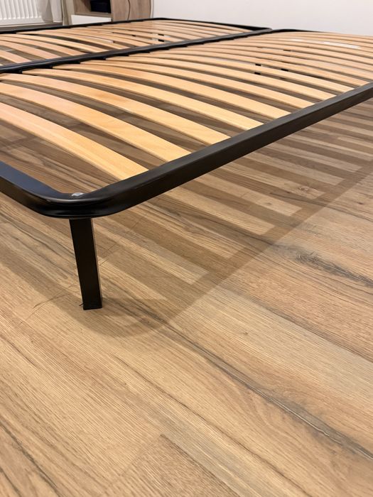 Somiera pat 200x90cm, cu picioare, metalic