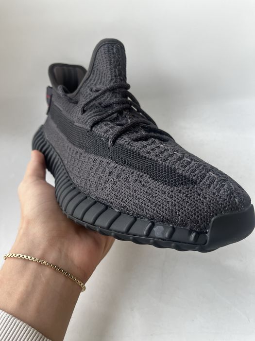 Yeezy 350 black reflective