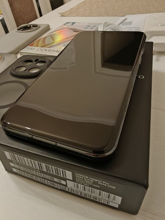 Honor Magic7 PRO, NOU, factura + garanție Orange, multiple accesorii