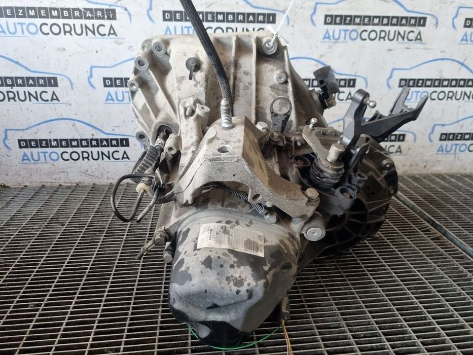 Cutie de viteze Dacia Dacia Logan II MCV Facelift 2017 0.9 B 2016 - 2020 90CP Manuala 5 ...