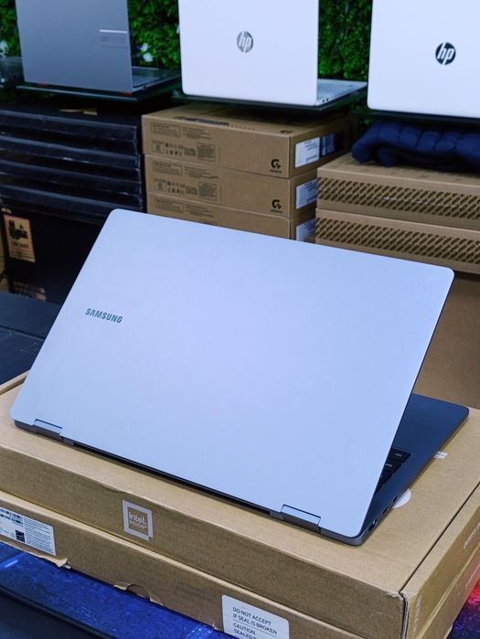 Samsung Galaxy BOOK4.  X360°