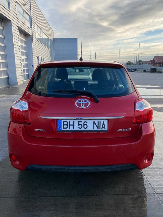 Vand Toyota Auris 1.4D