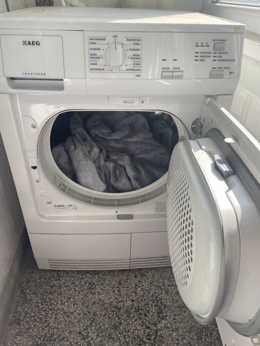 Сушилня за дрехи AEG Lavaterm 7 kg