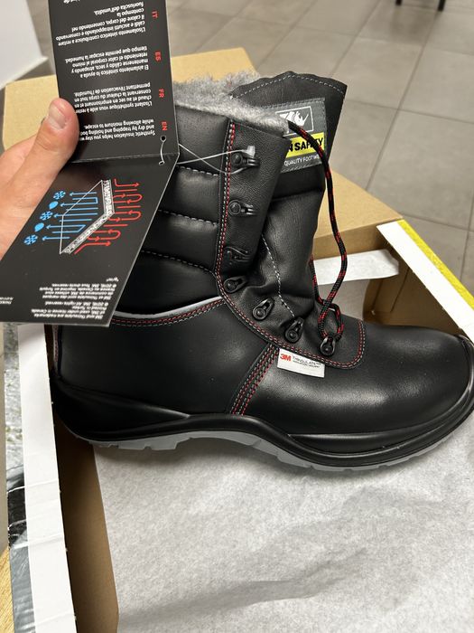 2 perechi de bocanci de protectie sirin si exena