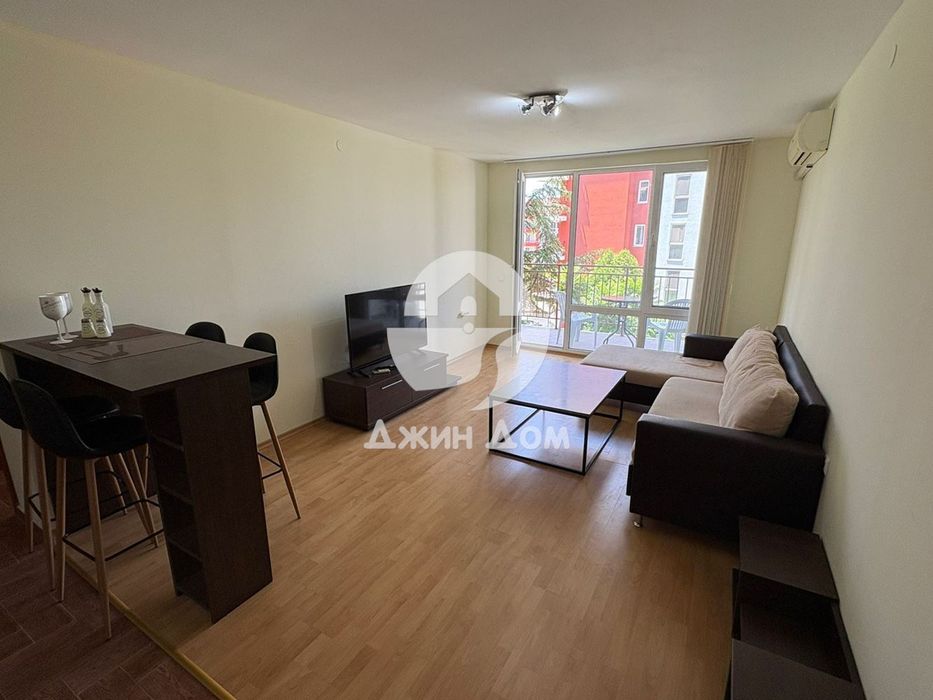 Продава се Двустаен апартамент в Свети Влас - 70 кв.м за 1343 €/кв.м - Снимка #2