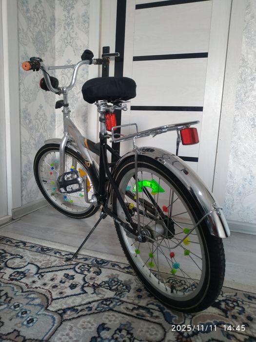 Продается велосипед 20 размер.