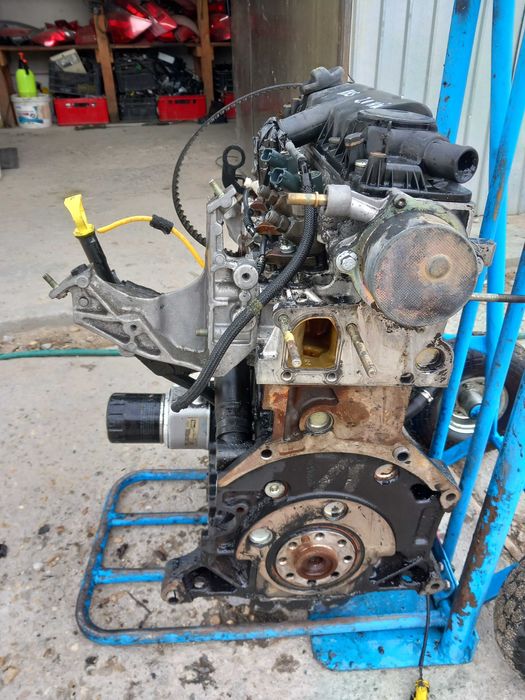 Motor complet fara anexe Peugeot 307  Hatchback 2.0 HDI RHS