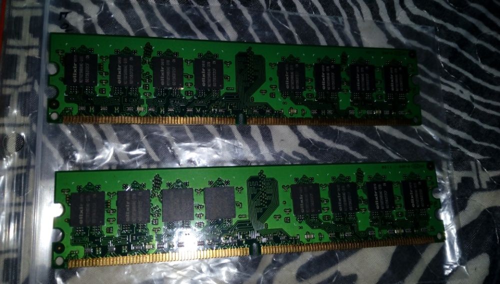 RAM Elixir 512MB/DDR2 - 2 buc.