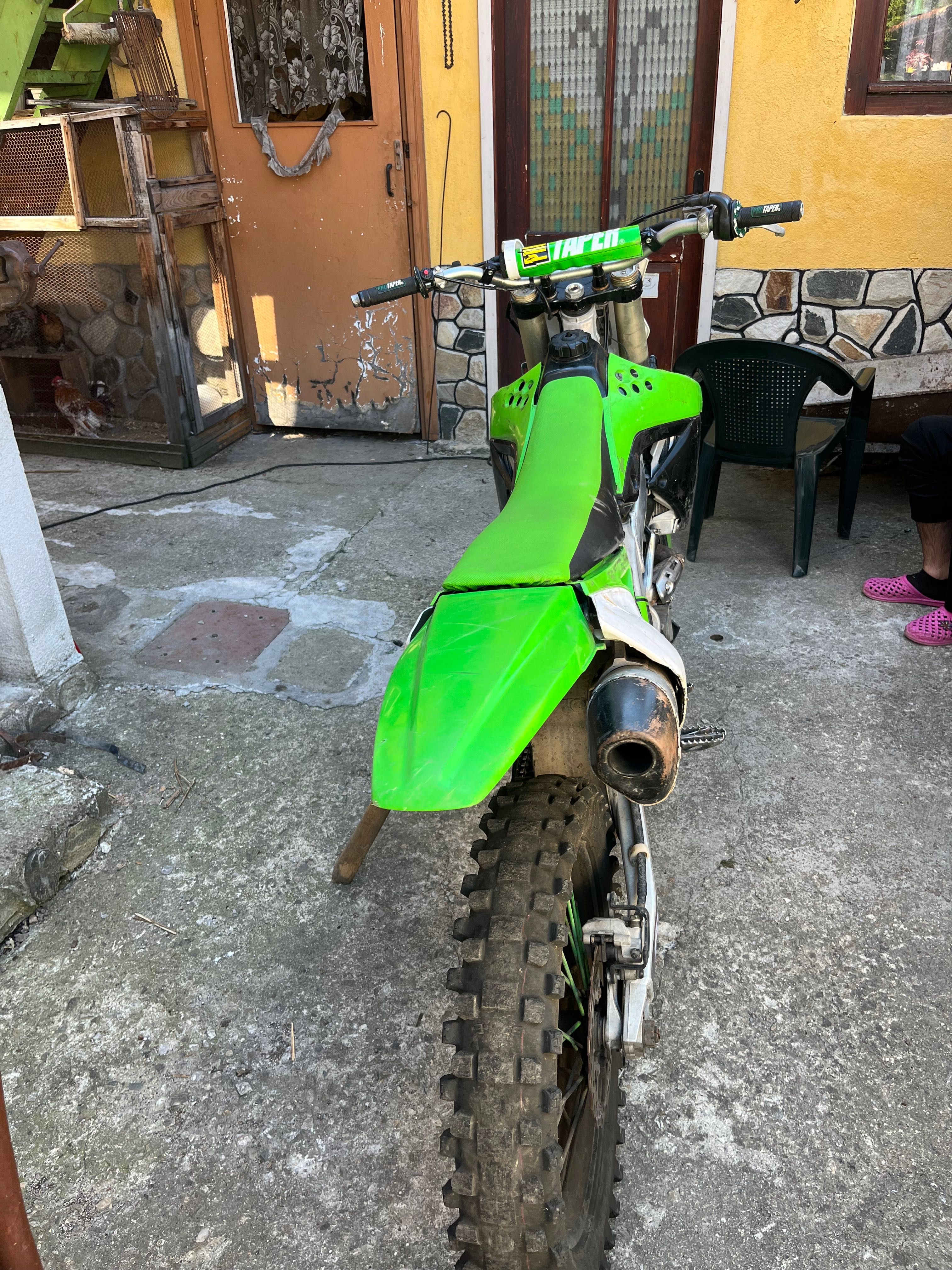 Продавам Kawasaki 2011 инджексиоан