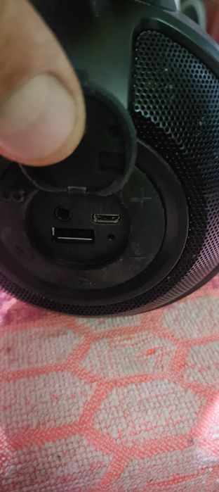 Boxa activa Akai