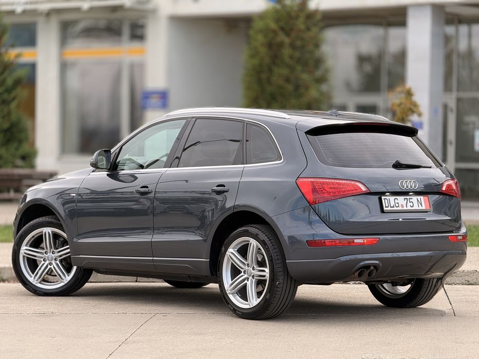 Audi Q5 S-line 2.0 TDI 170 CP