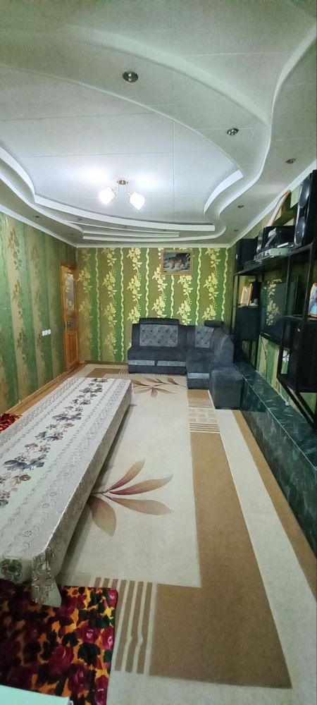 3 xonali uy sotiladi Galereyniy domda 7 mikrorayon Islom Karimov 115A
