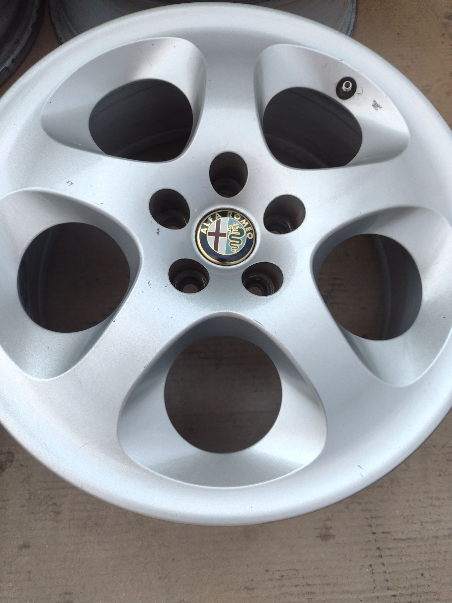 Топ състояние Speedline 16-5x98 ET41.5 6.5j Alfa Romeo 156