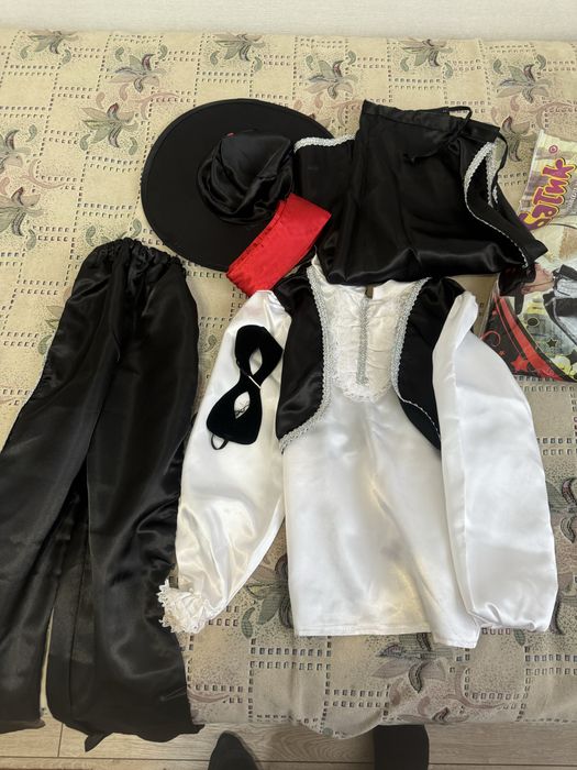 Костюм карнавальный, новогодний Zorro (36 размер)