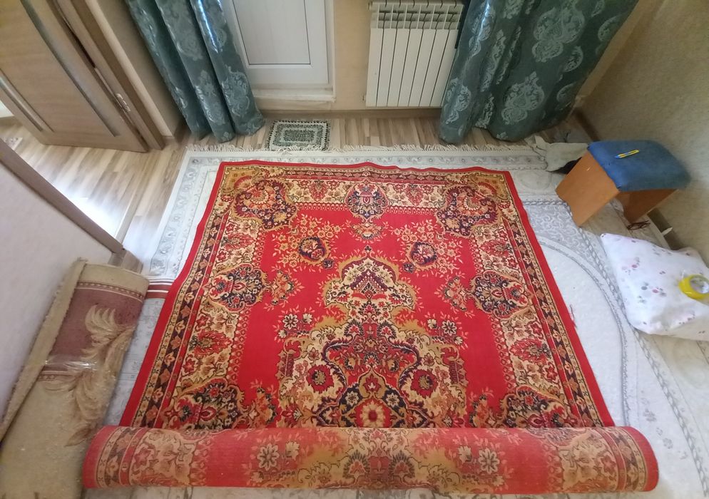 Продаются 2 ковра читать описание Торг есть