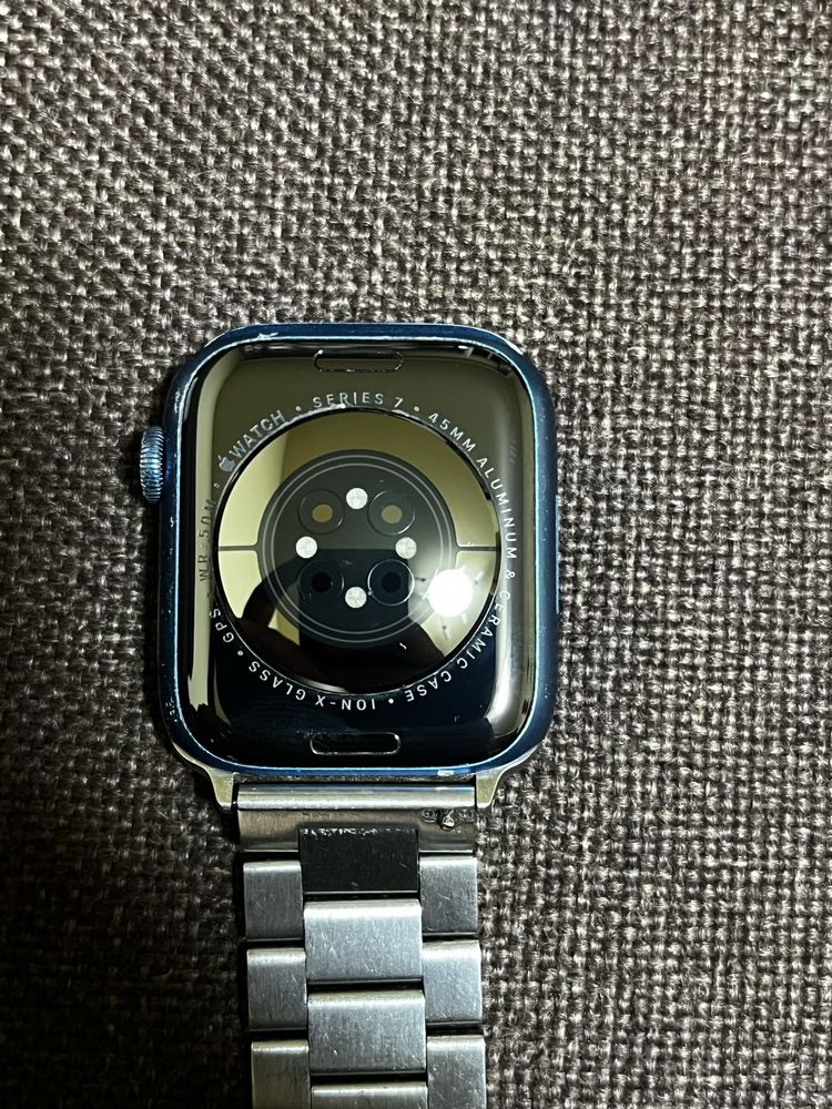 Vând  Apple Watch 7 45Mm