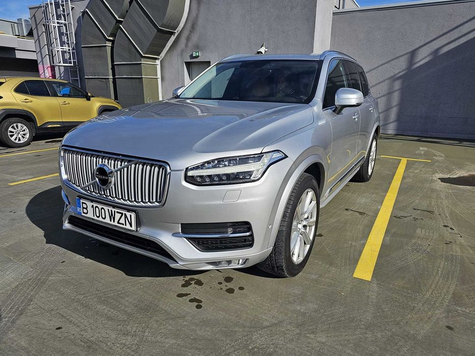 Volvo XC90 D5 - Inscription 7 locuri