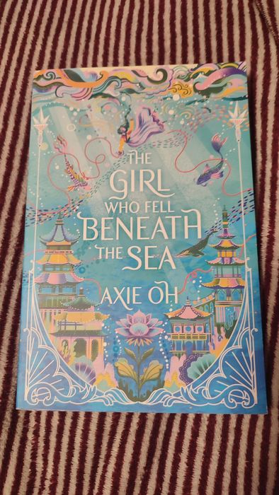 Продавам нови книги