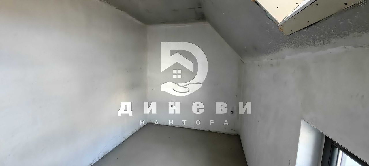 Продава се Тристаен апартамент в Стара Загора, Казански - изток - 162 кв.м за 1102 €/кв.м - Снимка #8