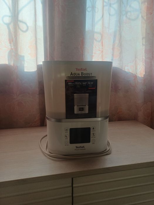 Продаю увлажнитель воздуха Tefal HD4020F0
