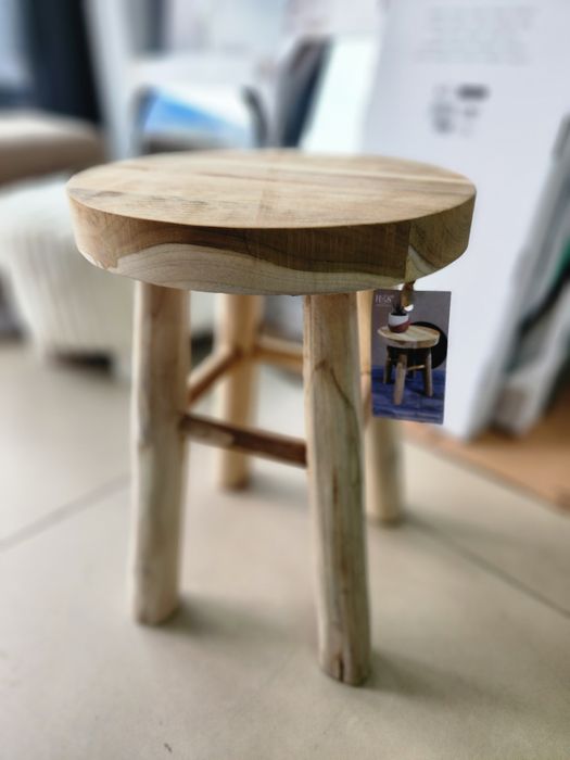 NOU Scaun lemn masiv, rotund