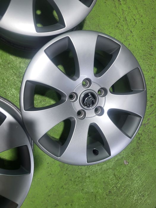 16 5x112 Skoda лети джанти 5х112 шкода