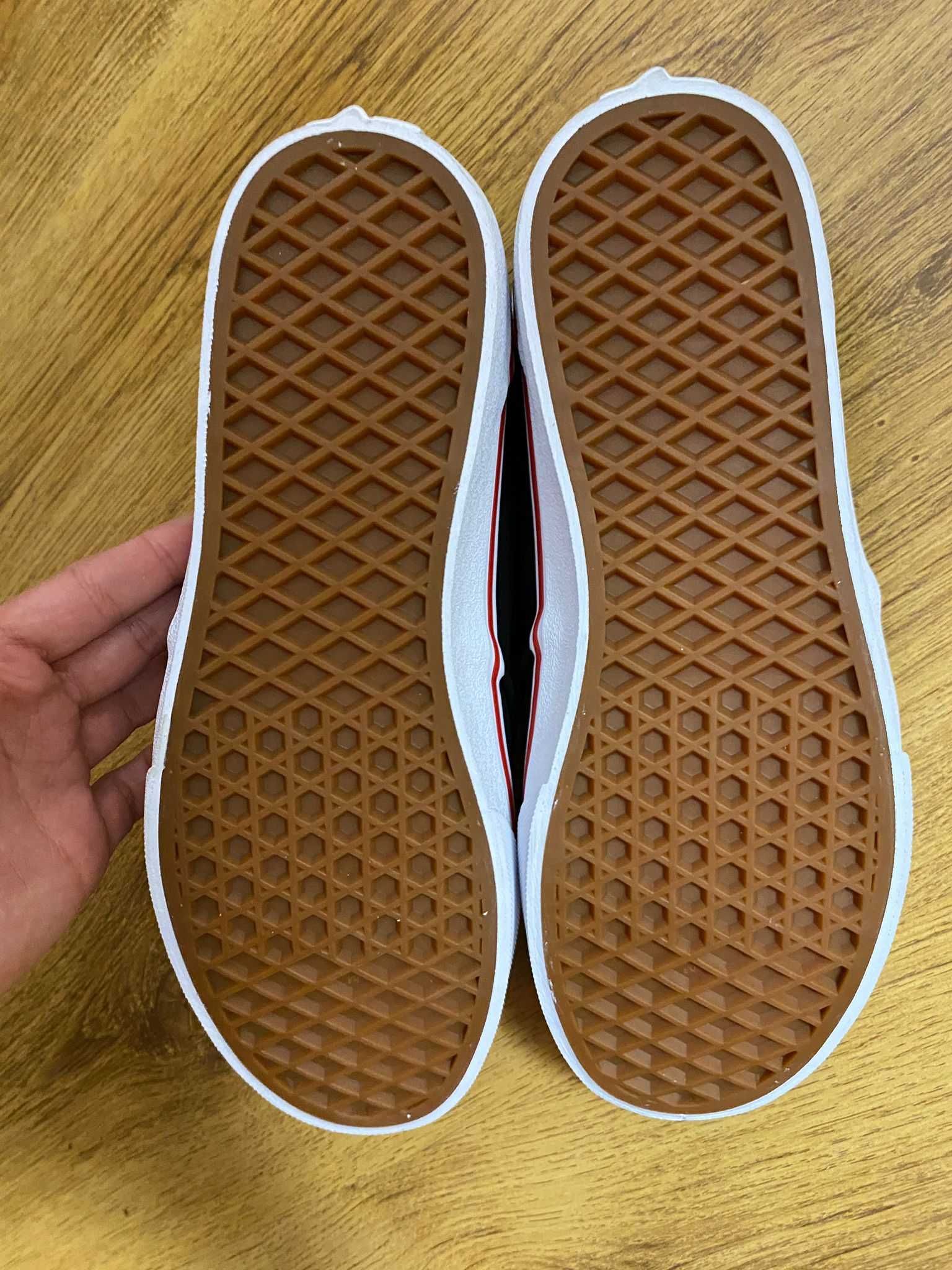 Incaltaminte Vans