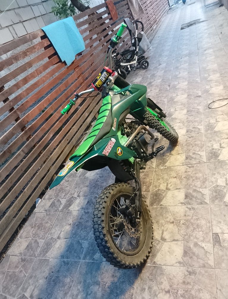 Vând motocross 125cc în stare foarte buna
