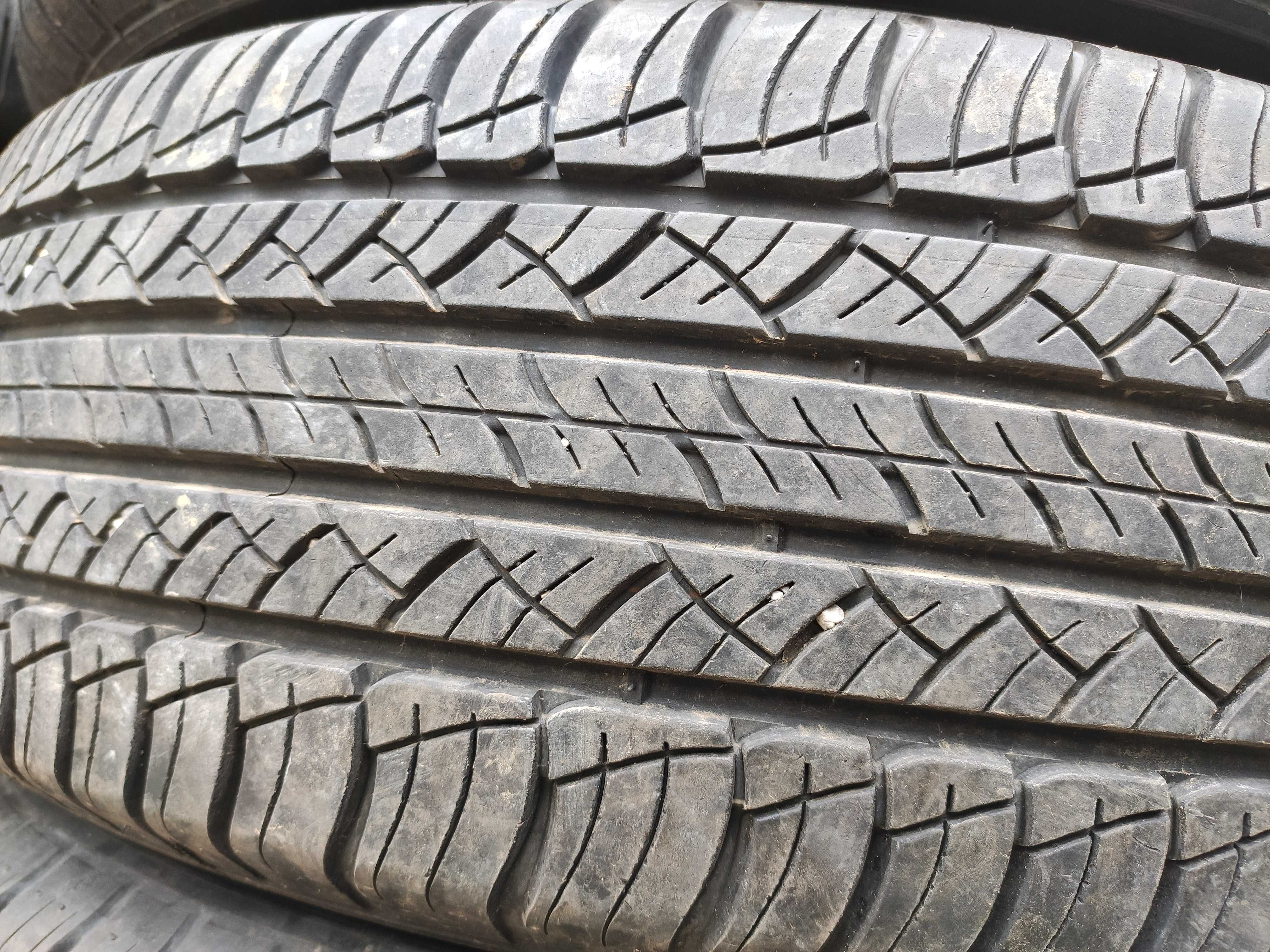 4бр Летни гуми 225 65 17 - Michelin