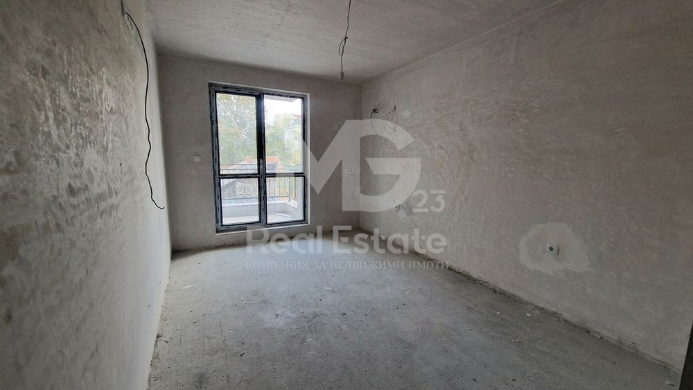 Продава се Двустаен апартамент в Пловдив, Съдийски - 76 кв.м за 1428 €/кв.м - Снимка #2