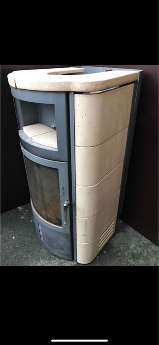 Semineu firma Hark pe lemne