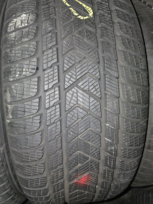 Anvelope Pirelli 275/50/20
