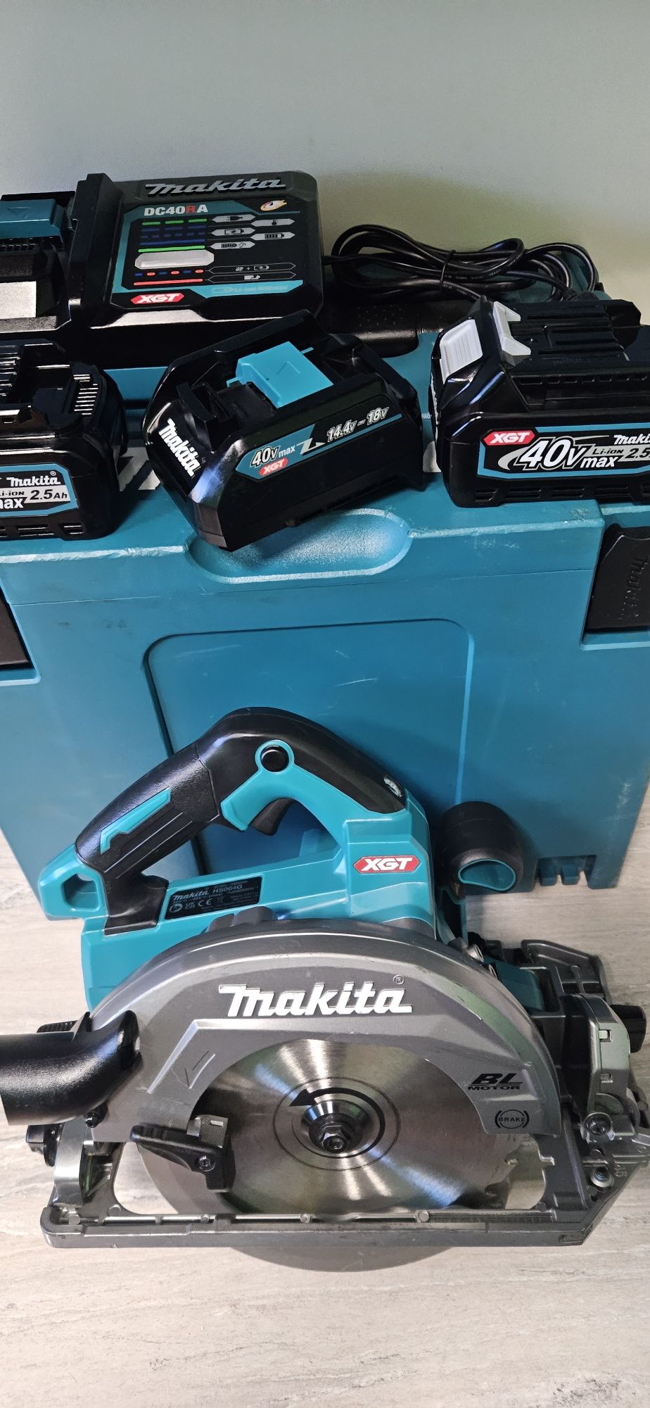 Makita Циркуляр Линеен Потапящ HS004G 40V.