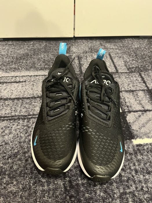 Adidasi Nike Air max 270