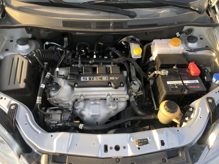 Bir qo'l Mexanika Nexia 3 chevrolet