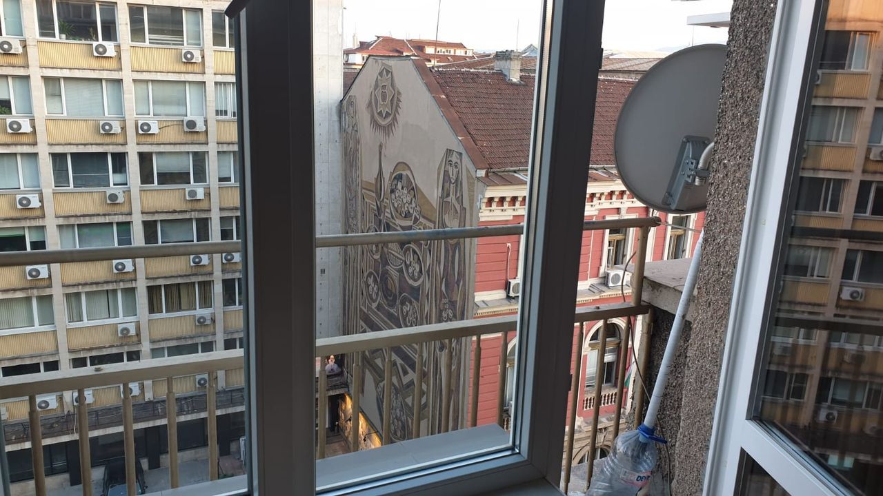 Дава се под наем Двустаен апартамент в София, Левски Г - 95 кв.м за 1020 € - Снимка #3