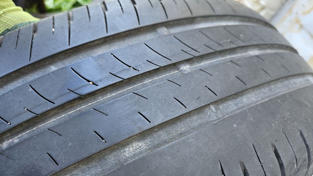 2бр гуми 215 60 16 дънлоп