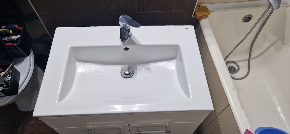 Chiuveta Gala dreptunghiulara si baterie inclusa
