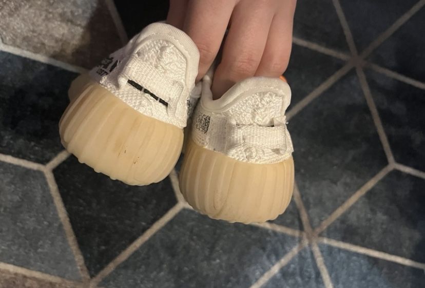 Adidas Yezzy x off white marime 25
