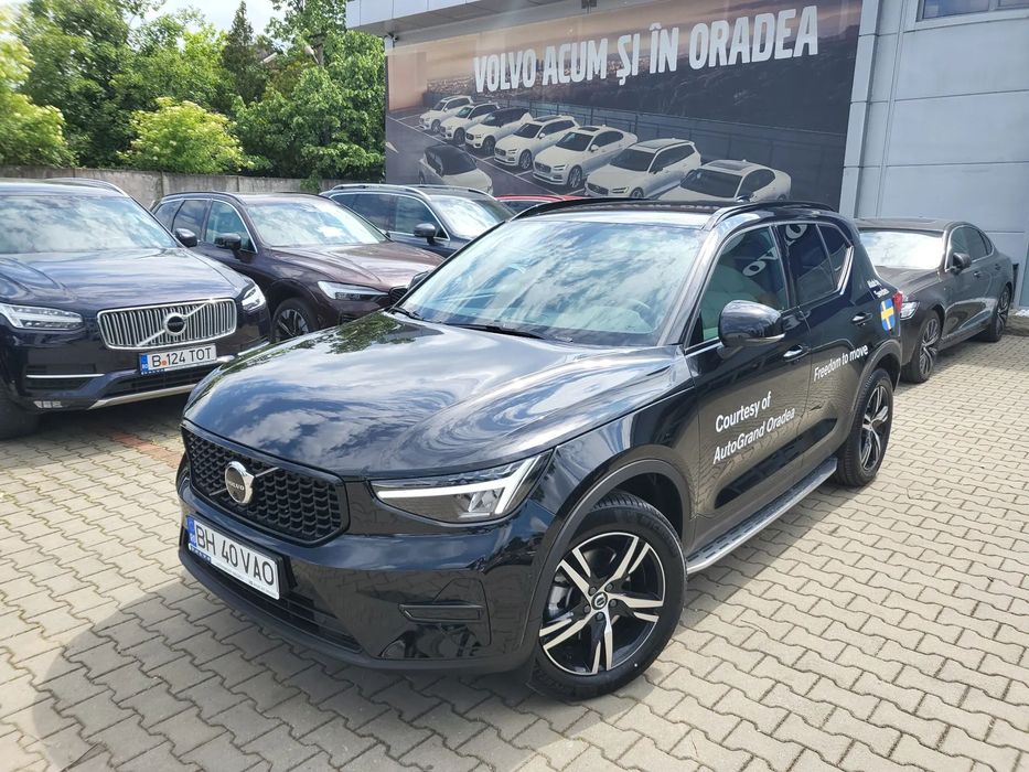 Volvo XC 40 LED/piele/scaune memorie/Google-Apple CarPlay/camera 360/keyless/etc..