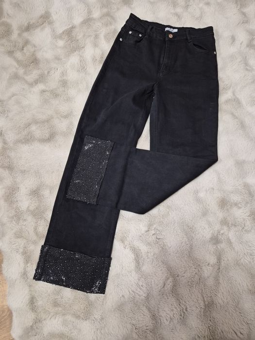 Дамски комплекти и дънки